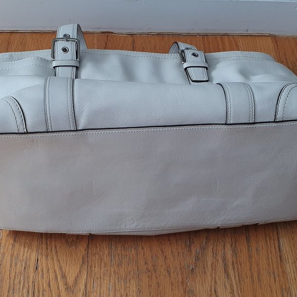 White Vintage COACH Large Tote Leather Bag (No. K0669-F10288) - Picture 2 of 8